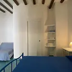 La Nassa Konukevi Stromboli