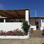 Konukevi La Nassa Stromboli